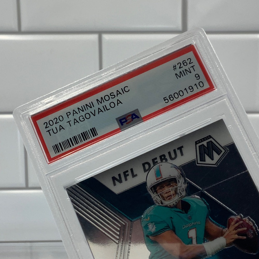 Panini Mosaic 2020 Tua Tagovailoa #262 PSA 9 Mint - Picture 3 of 6